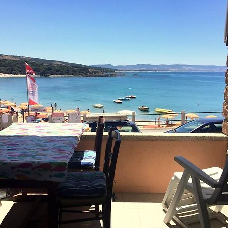 Vila La Musica Del Mare Isola Rossa Exteriér fotografie