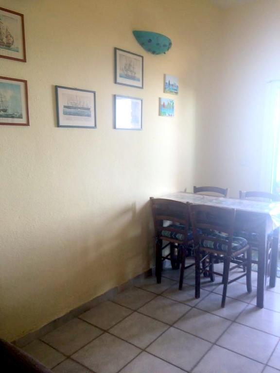 Vila La Musica Del Mare Isola Rossa Exteriér fotografie